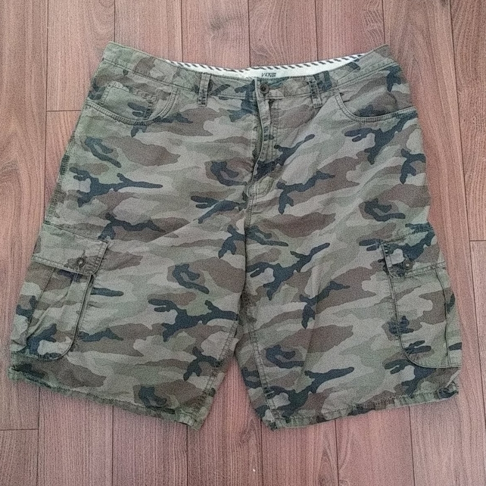 VANS Camouflage Cargo Shorts